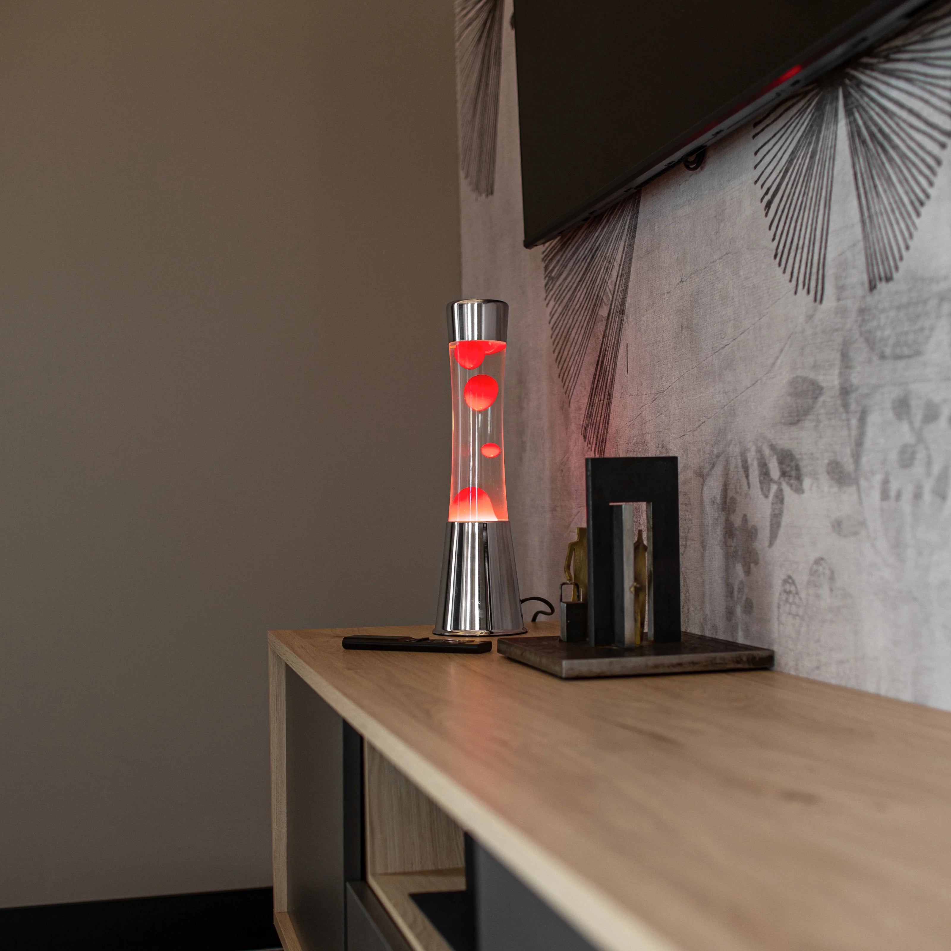 Tower Red/Chrome - Lampe lave