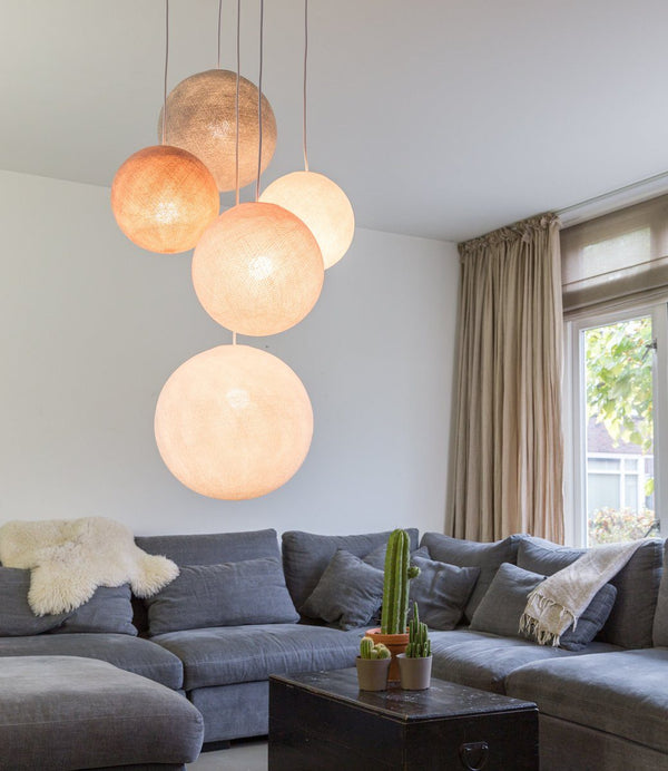 Blushy Greys - Suspension 5 globes Cotton Ball Lights 