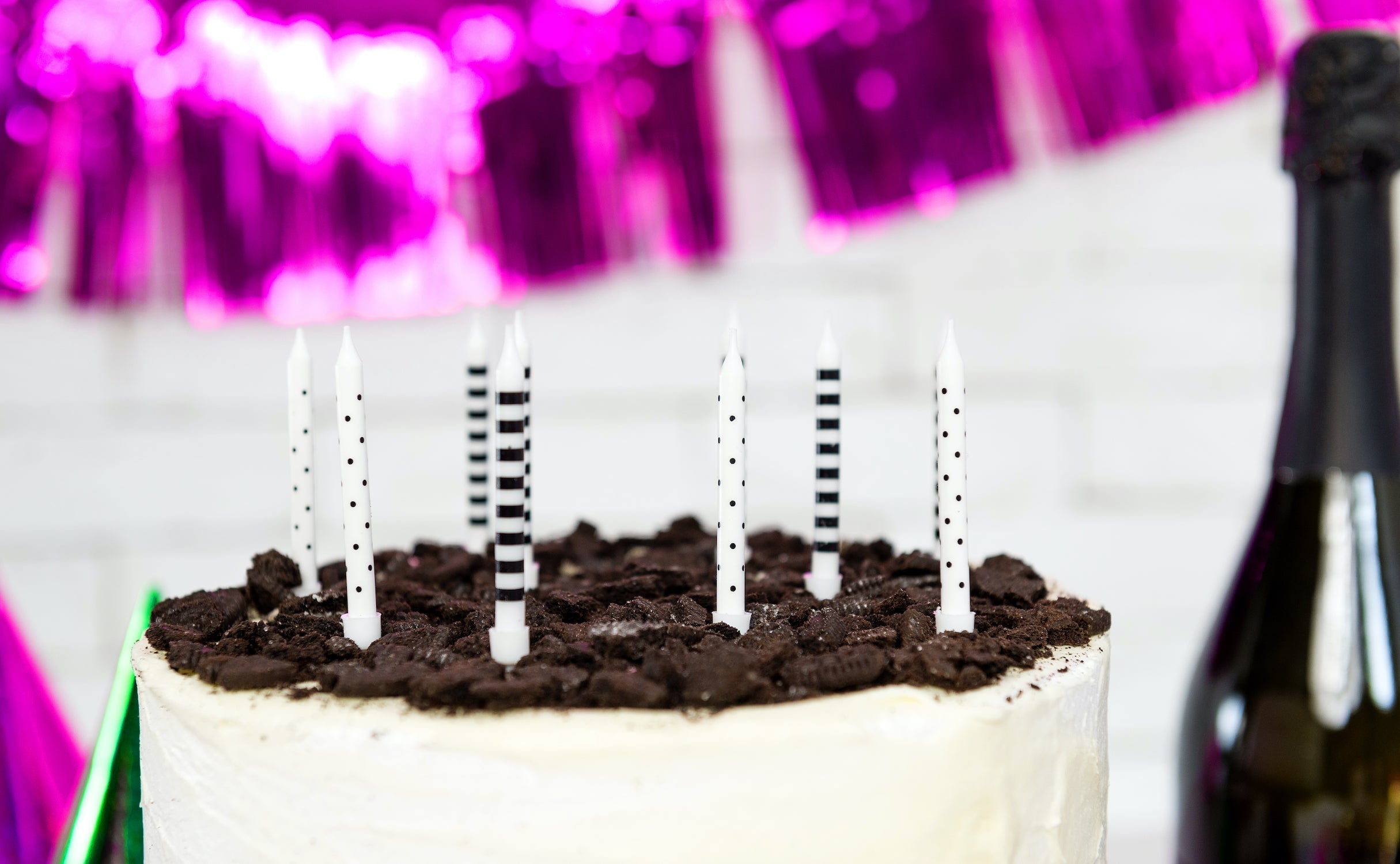 Bougies d’anniversaire à pois et à rayures - Pack de 6 pcs PartyDeco 