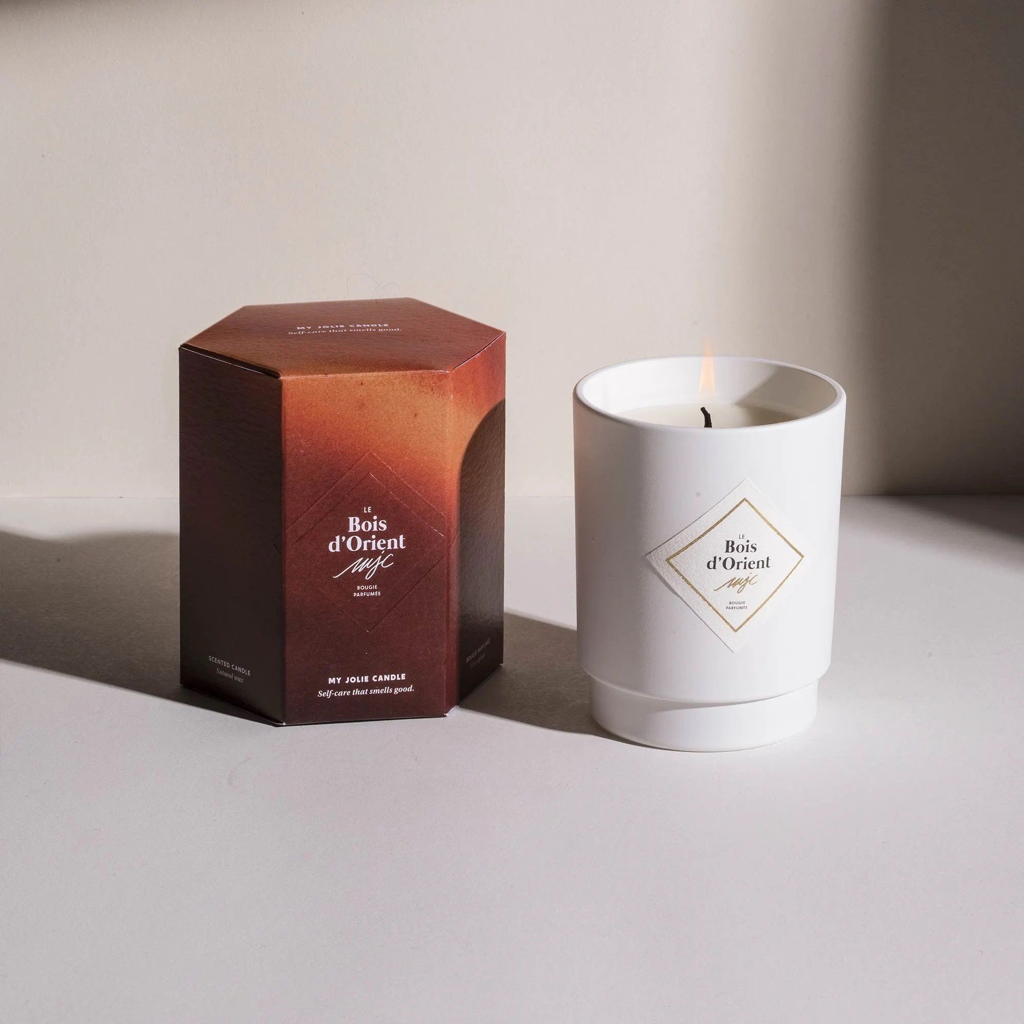 Le Bois d'Orient - Bougie avec bijou (bracelet) My Jolie Candle 