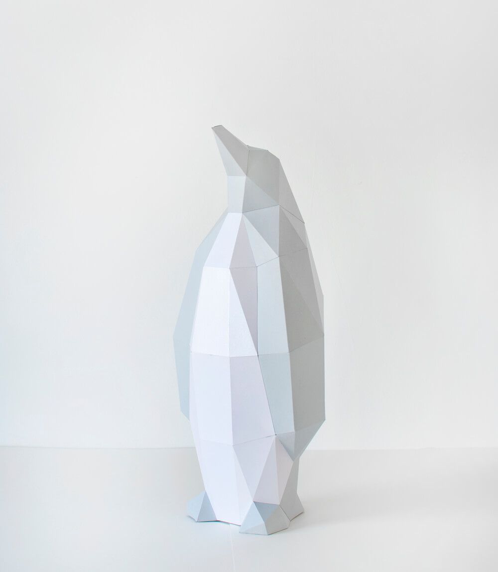 Paper Penguin - Statue en papier Assembli Concrete Grey 